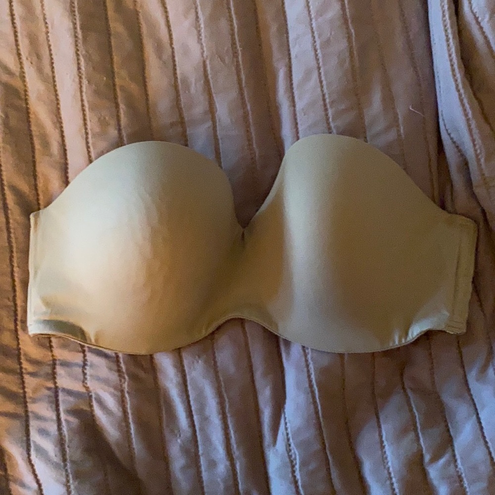 Victoria Secret multiple way bra 34DD